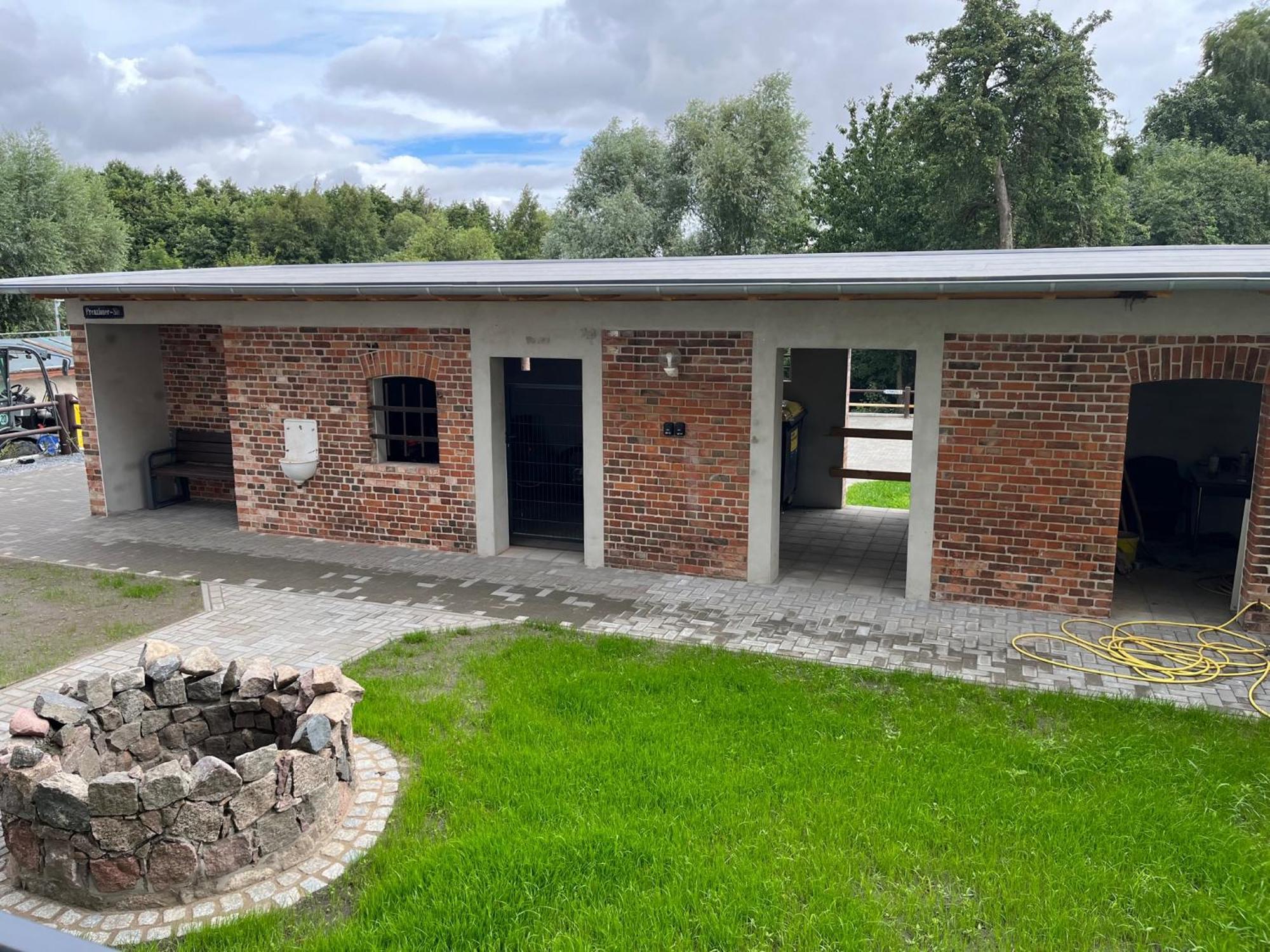 Ferienwohnung Kolow Gbr Ангермюнде Екстериор снимка